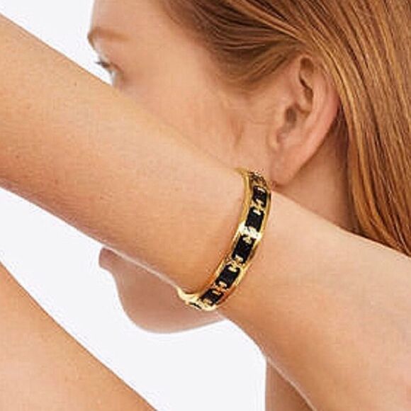 TORY BURCH LACQUERED RAISE LOGO 18 K GOLD PLATED STUD BRACELET - Picture 1 of 9